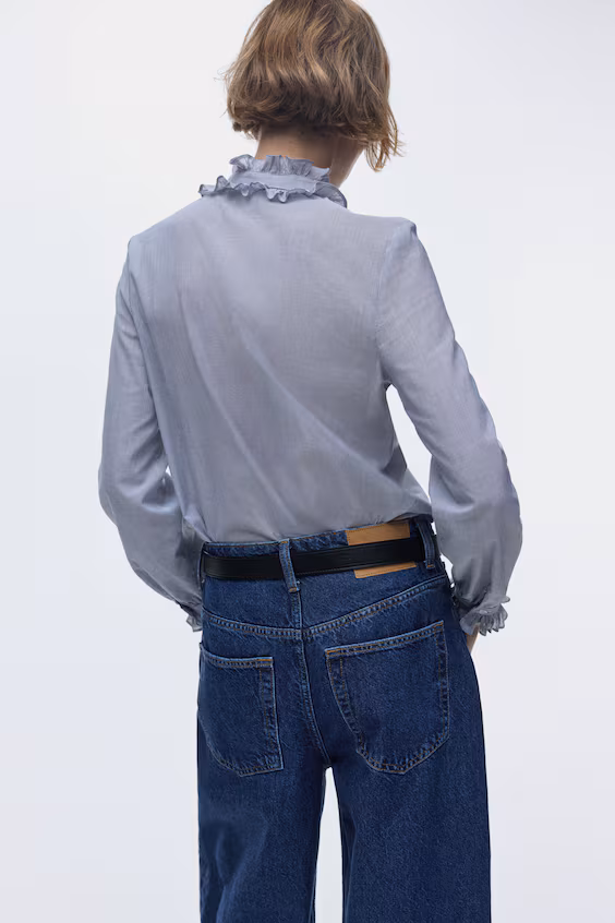 Блузка с оборками