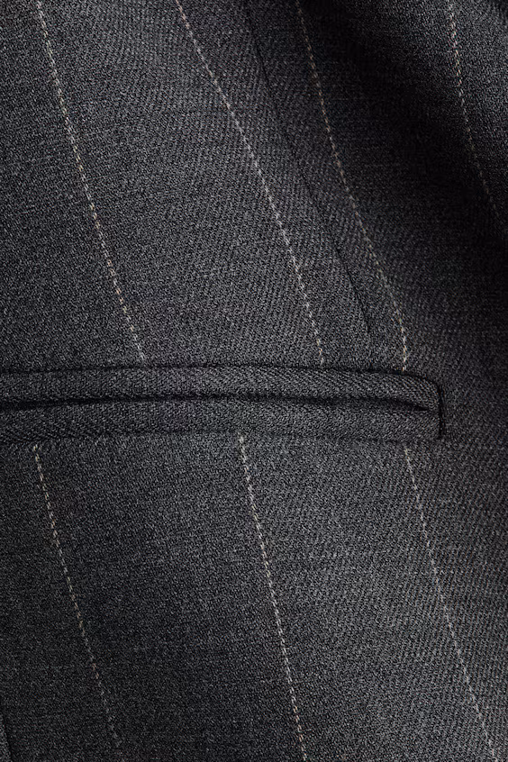 Пиджак с линиями