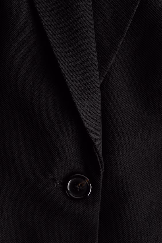 Пиджак с одним рядом пуговиц