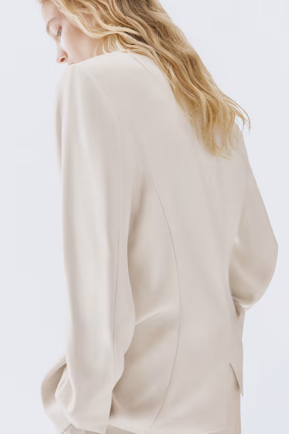 Пиджак с деталями броши