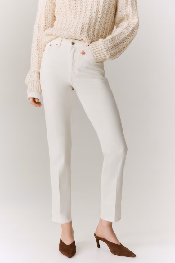 Джинсы прямого кроя на запястье