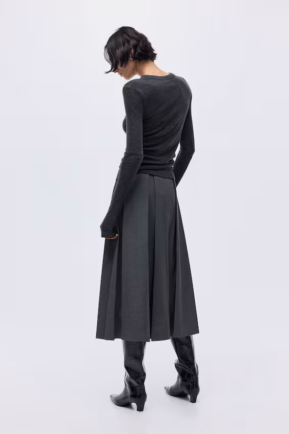 Юбка миди с защипами