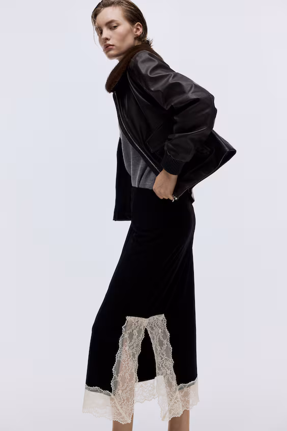 Юбка с кружевом