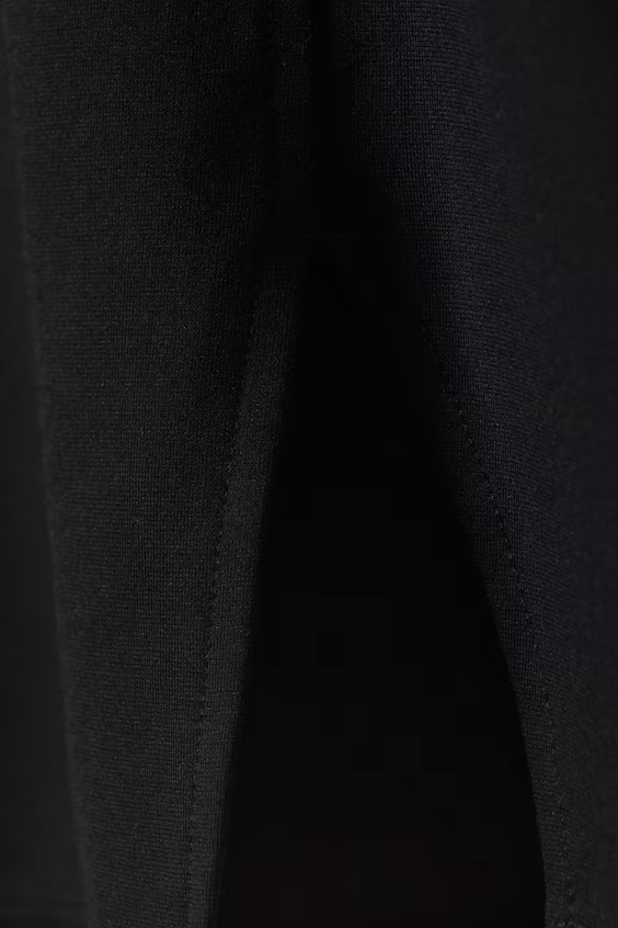 Мини-юбка с разрезом