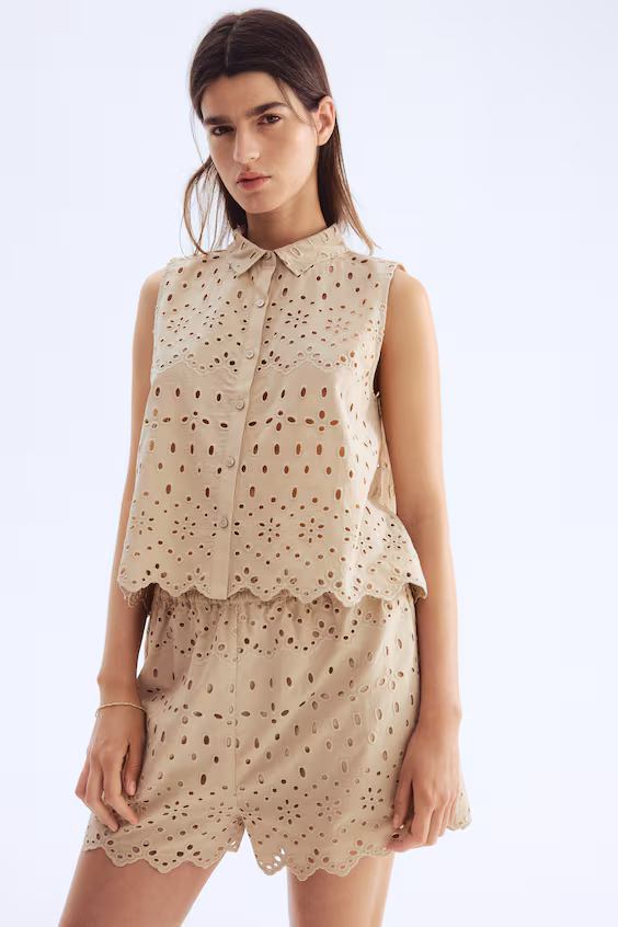 Шорты с английской вышивкой