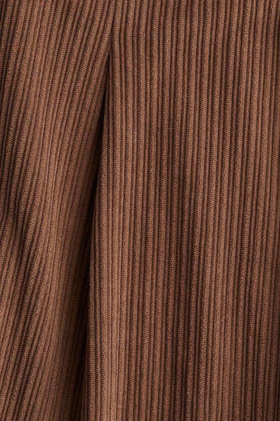 Юбка-шорты с защипами