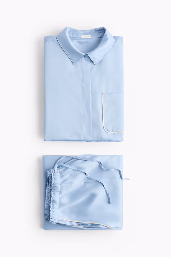 Пижама из атласа