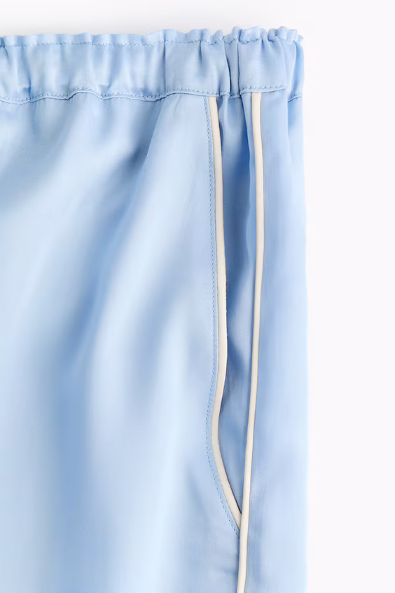 Пижама из атласа