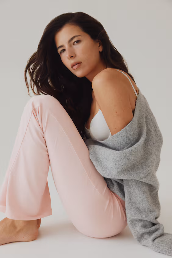 Брюки-клеш из мягкого ворсистого джерси