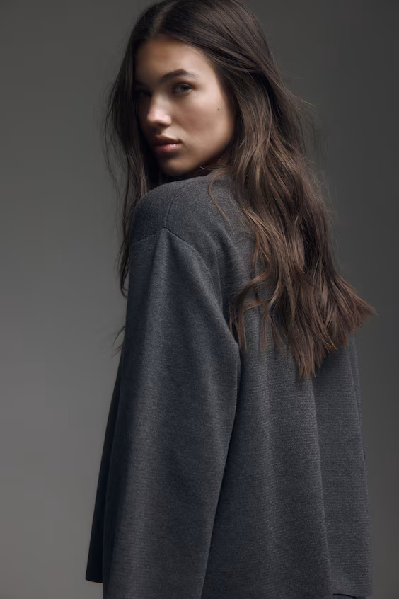 Кардиган из тонкого вязаного полотна