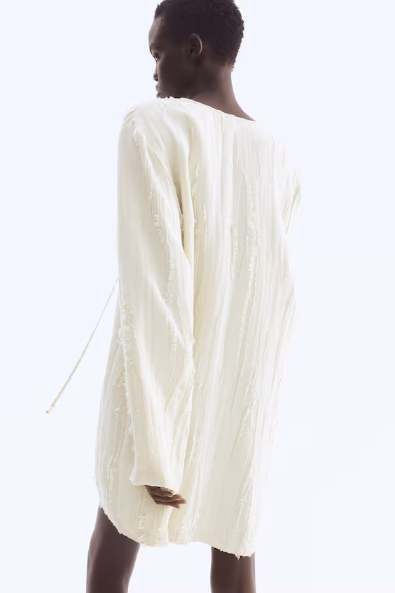 Платье из жаккардовой ткани