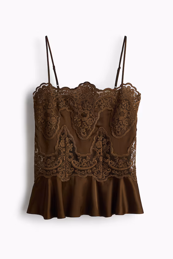 Топ из атласа с кружевом
