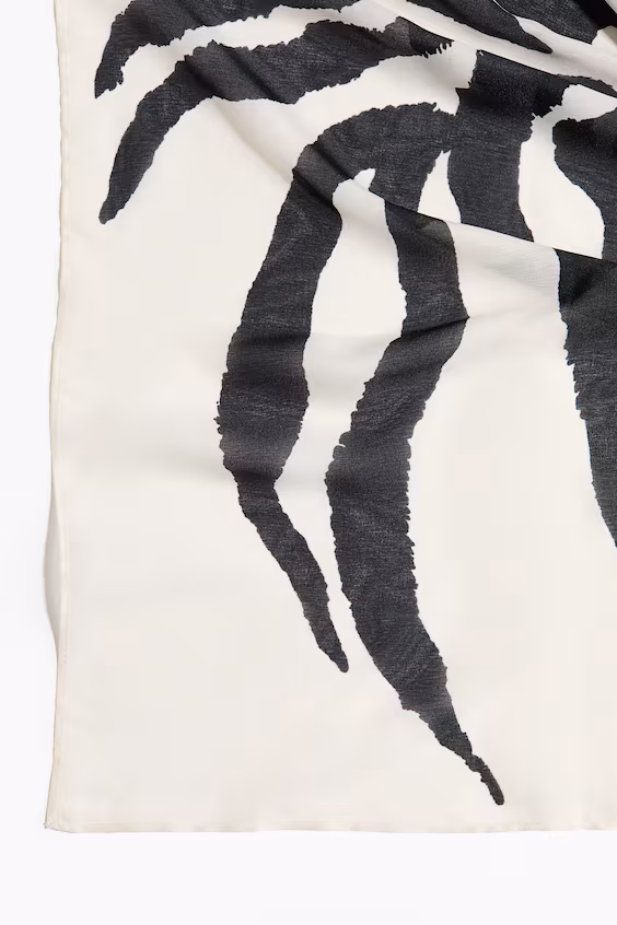 Платок с узором