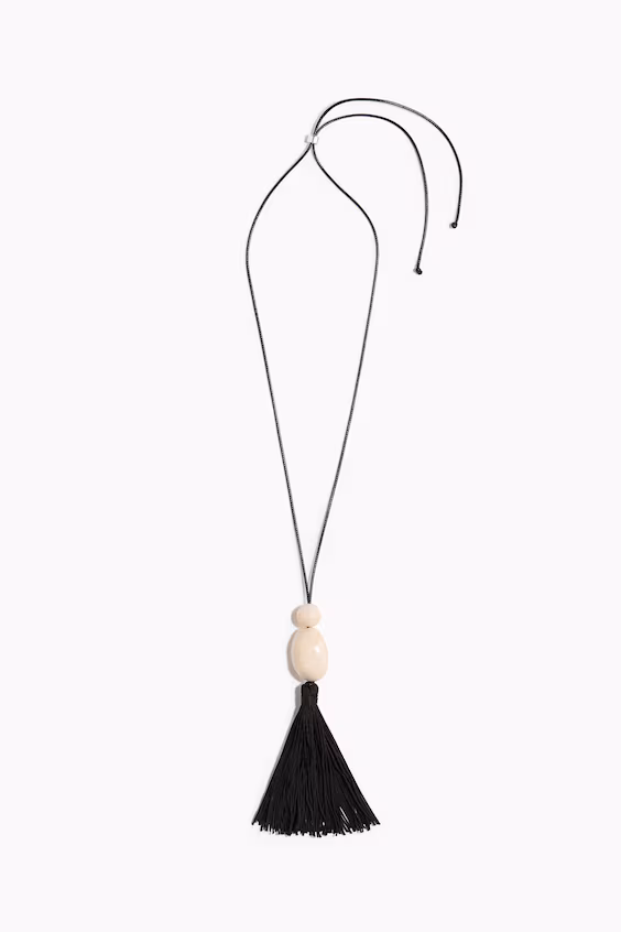 Колье на веревке с подвеской