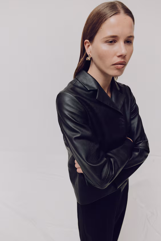 Серьги в форме лепестков