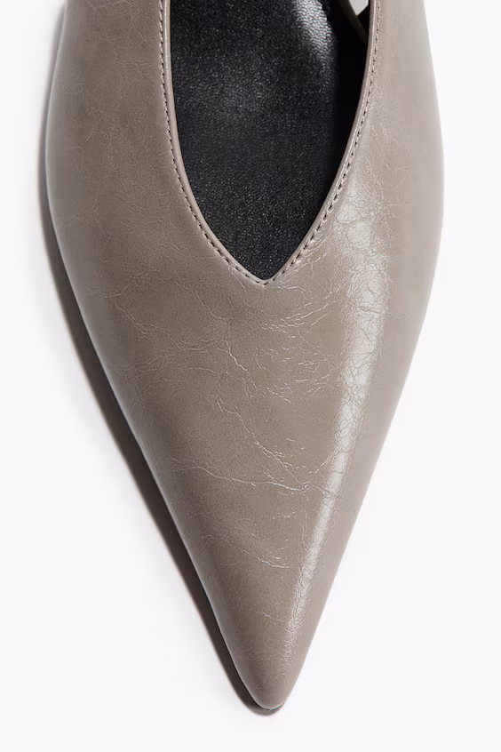 Туфли на каблуке котенок с открытой пяткой