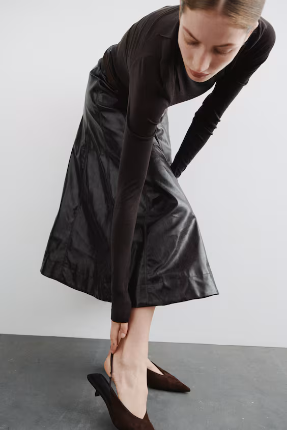 Босоножки на каблуке kitten с открытым задником