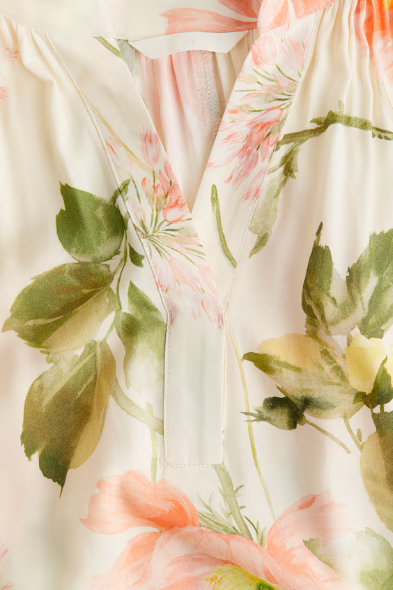 Платье с воздушными рукавами-баллон