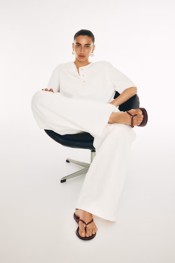 Шлепанцы с кольцом