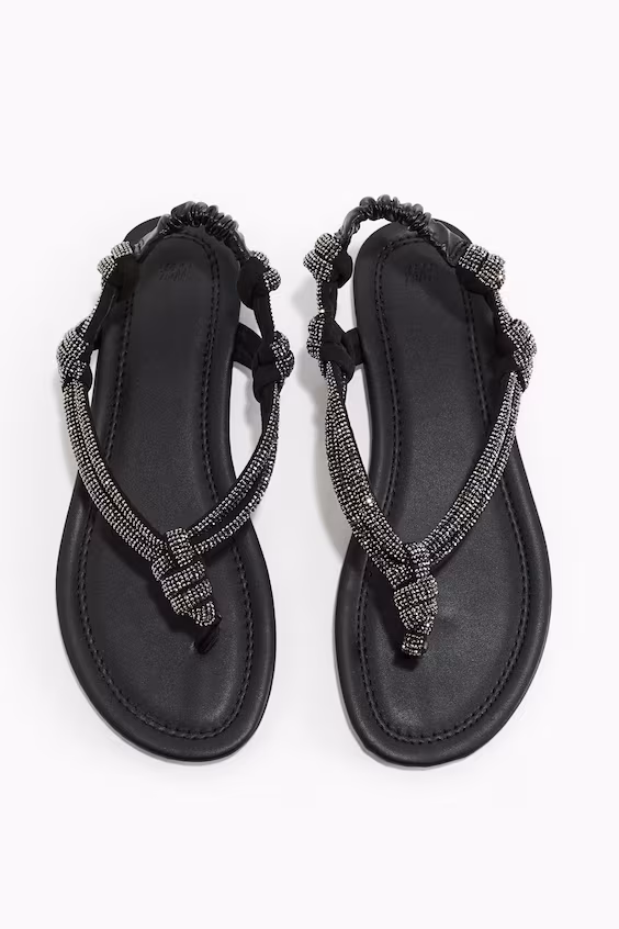 Сандалии с кристаллами