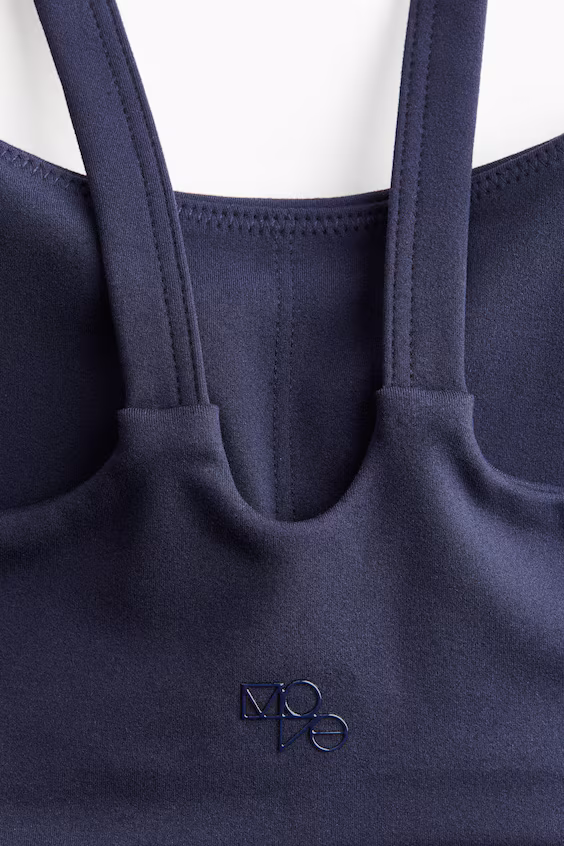 Спортивный бюстгальтер средней поддержки с технологией softmove™