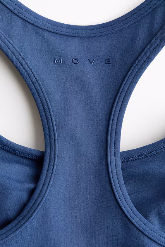 Спортивный топ средней поддержки с технологией softmove™