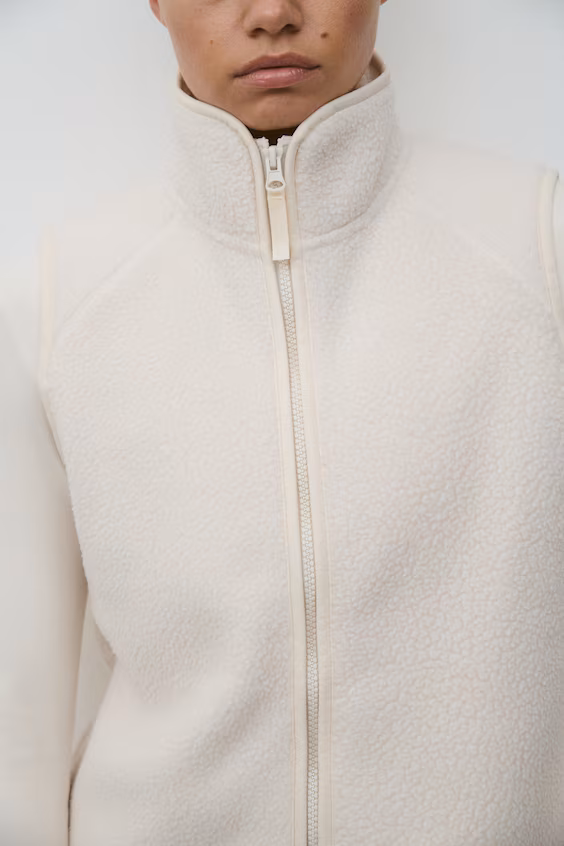 Colete для спорта из меха в обычном крое