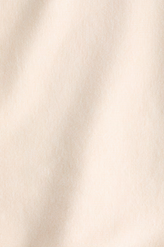 Свитер из трикотажа с v-образным вырезом