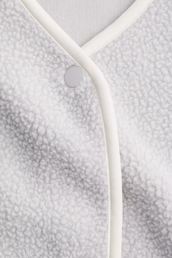 Жилет из меха плюш