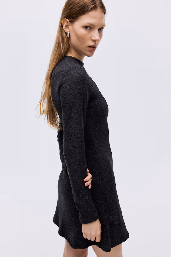 Мини-платье из легкой ткани