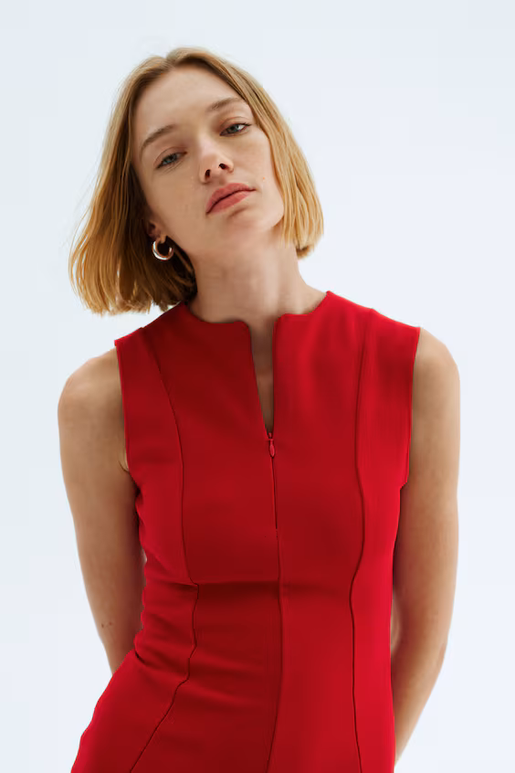 Платье в блестящем интерлоке