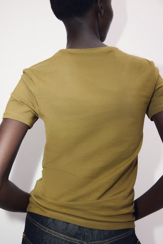 Облегающая футболка