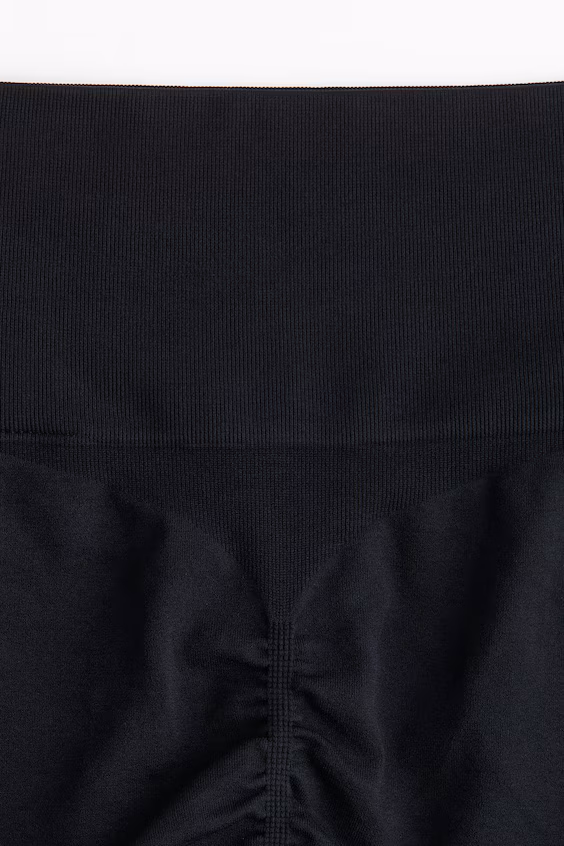 Шорты seamless invisible с технологией drymove™