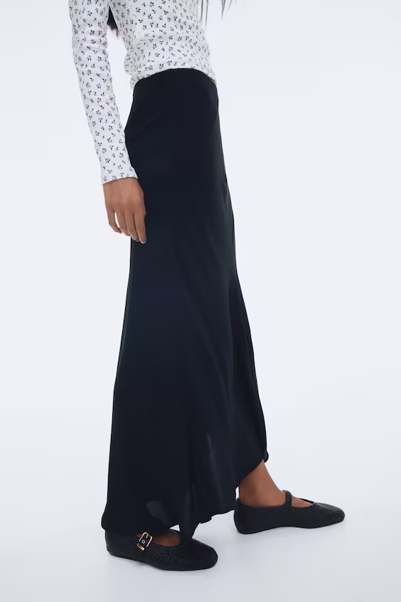 Миди-юбка асимметричного кроя