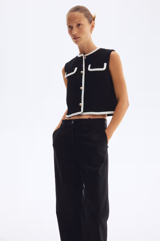 Жилет из ткани букле