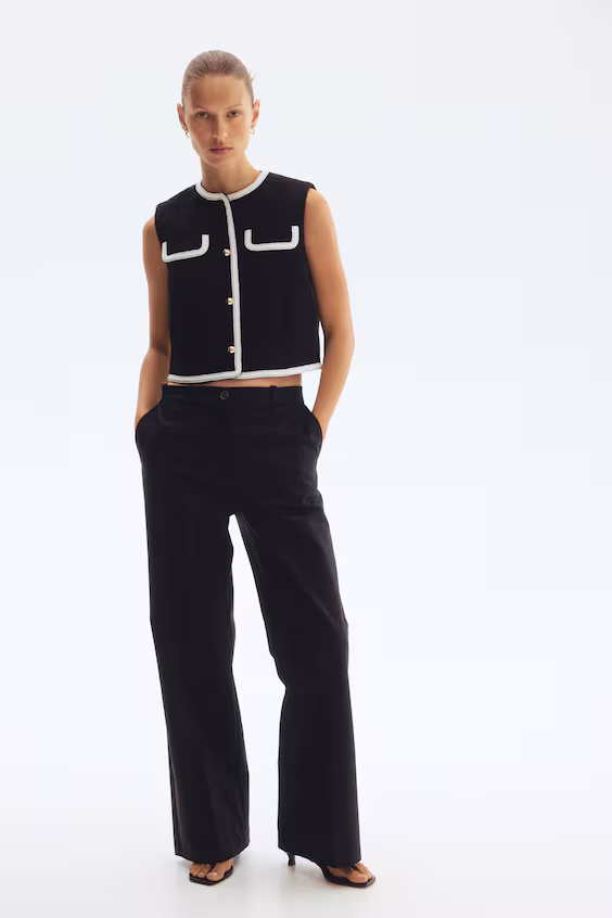 Жилет из ткани букле