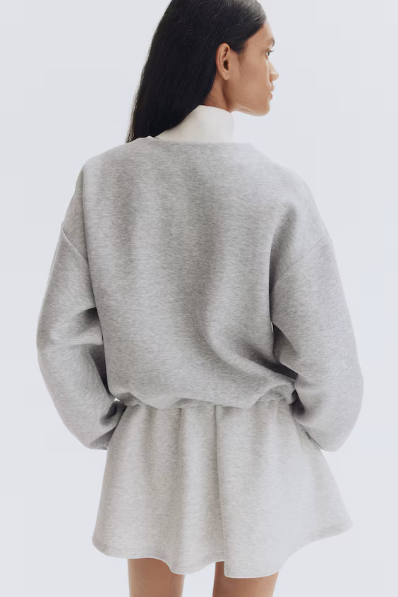 Платье из неопрена с молнией