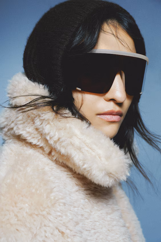 Пушистая куртка