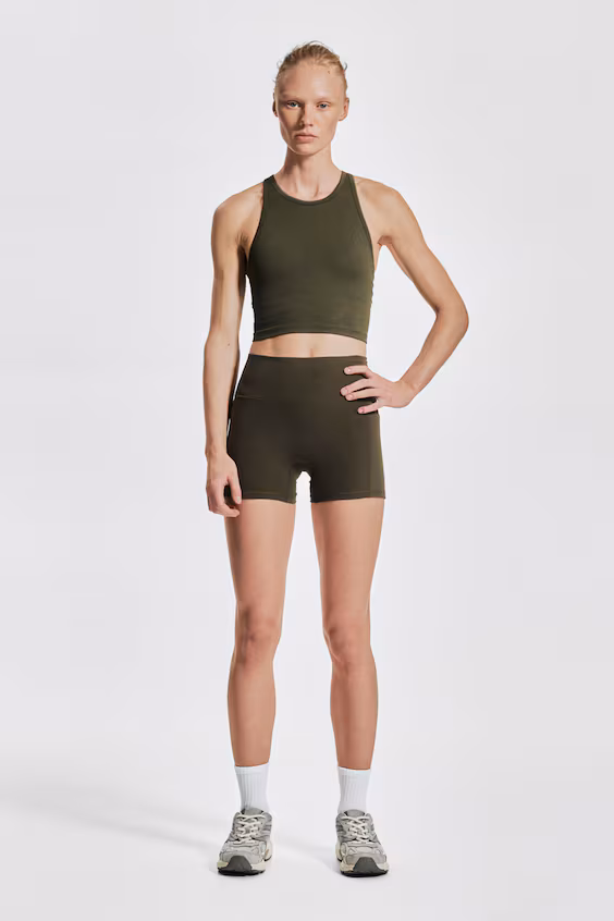 Спортивный бюстгальтер medium support с технологией drymove™