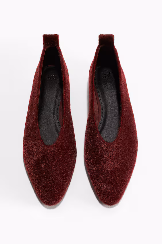 Туфли с заостренным носком