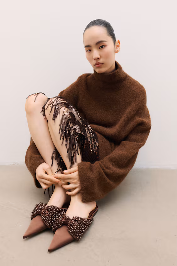 Сабо с декором