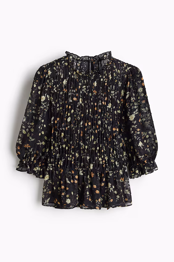 Блуза из тюля с рюшами