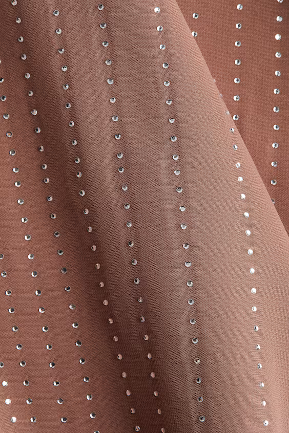 Юбка из шифона с украшением стразами