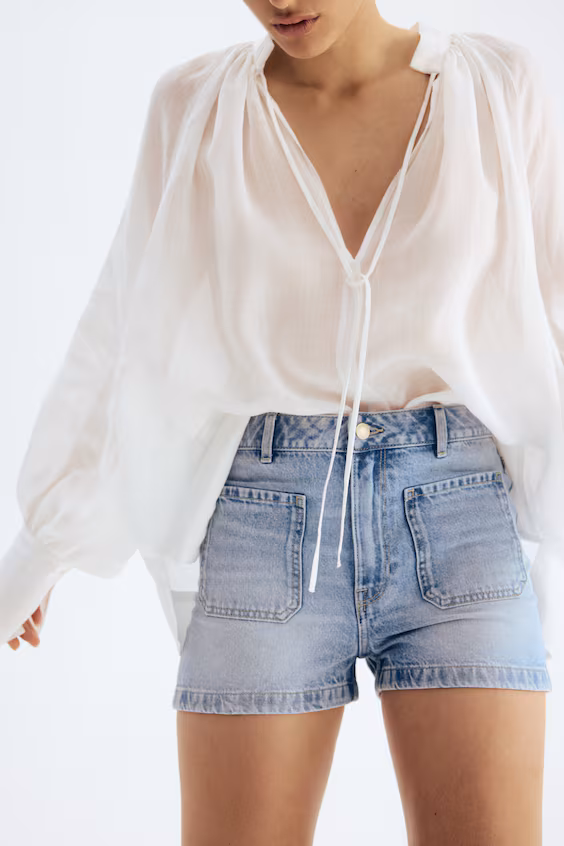 Джинсовые шорты с высокой талией