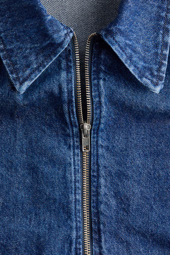 Джинсовая куртка с воротником