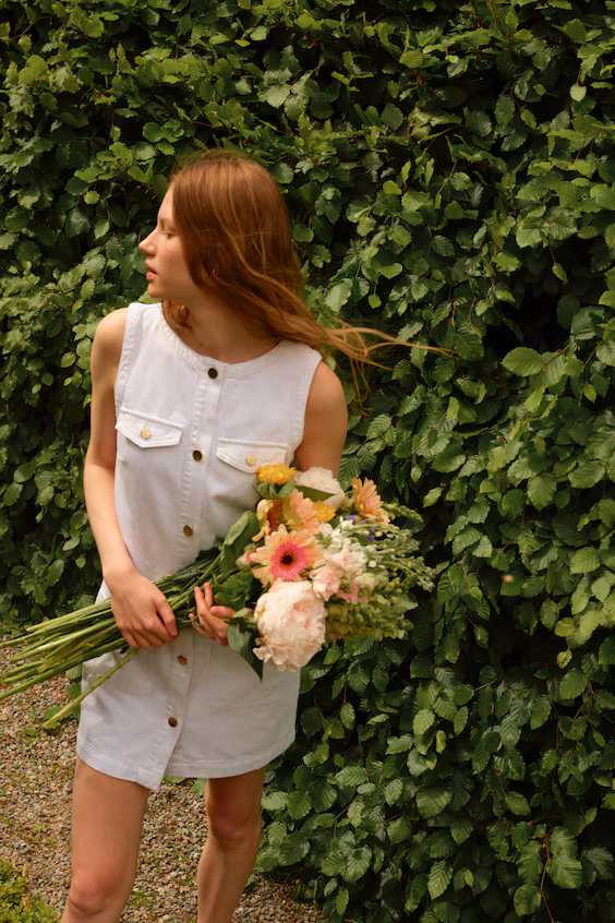 Платье без рукавов из джинсы