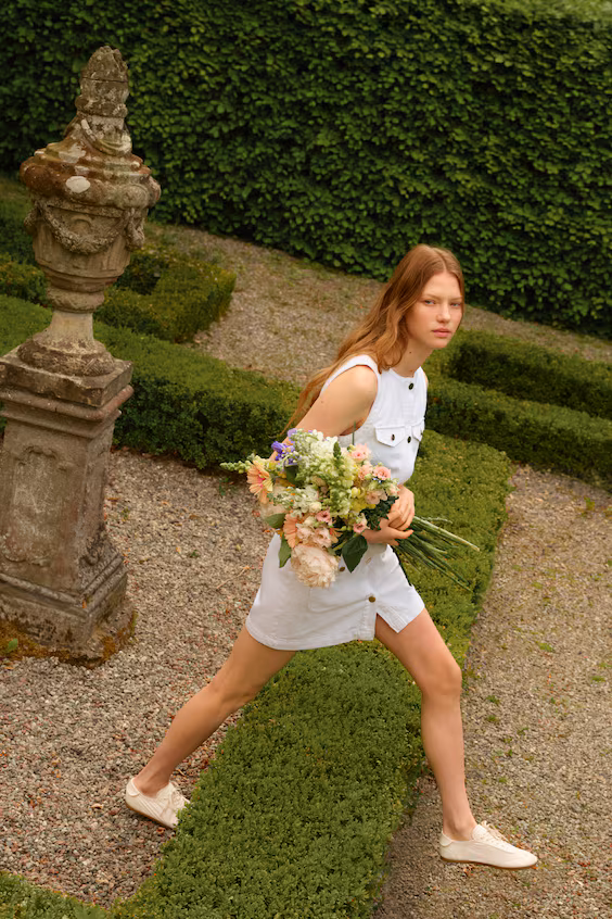 Платье без рукавов из джинсы