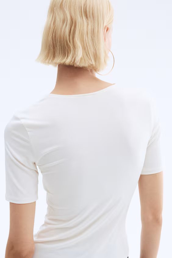 Свитер с драпировкой