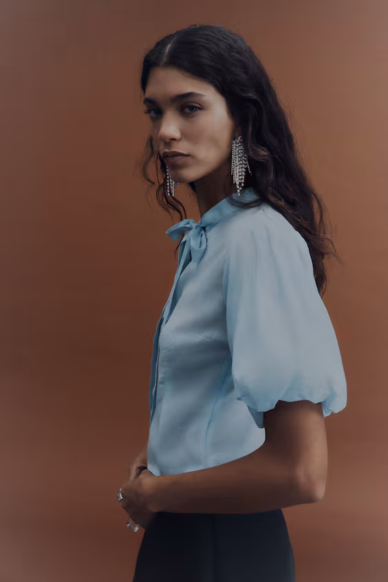 Блуза с волнистыми рукавами