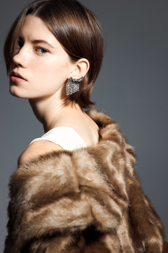 Топ без рукавов с квадратным вырезом